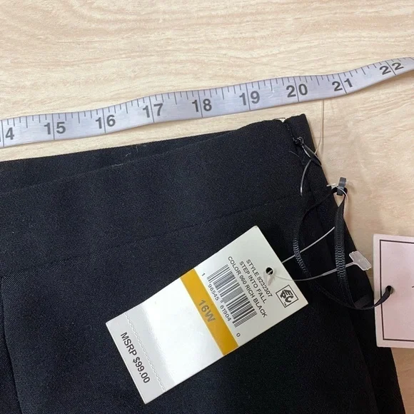 1.State Black Side Zip Front Hem Slit Pants Size 16W NWT - Picture 4 of 6